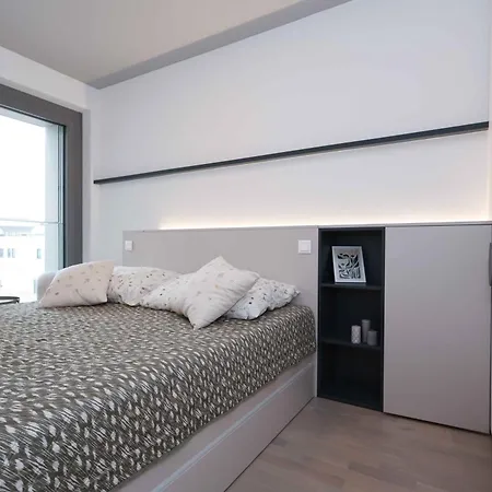 Apartamento Metropolis- Brand New With Free Parking Bratislava