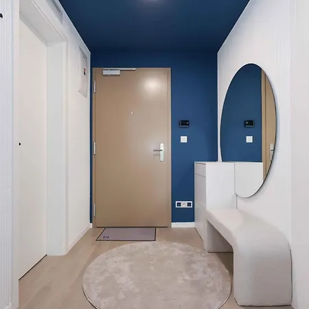 Metropolis- Brand New With Free Parking * Bratislava