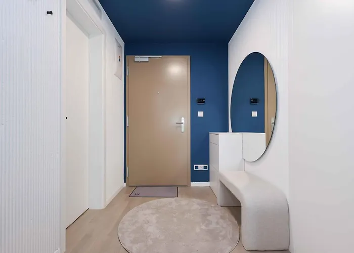 Metropolis- Brand New With Free Parking * Bratislava