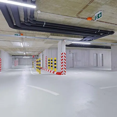 Metropolis- Brand New With Free Parking